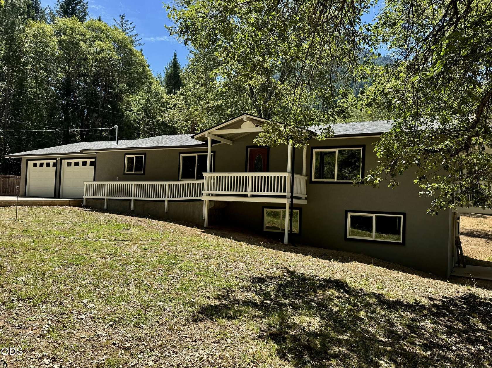 5.2 Acres of Land with Home for Sale in Grants Pass, Oregon