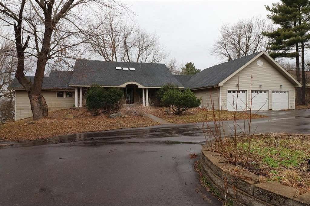 1.55 Acres of Land with Home for Sale in Center City, Minnesota