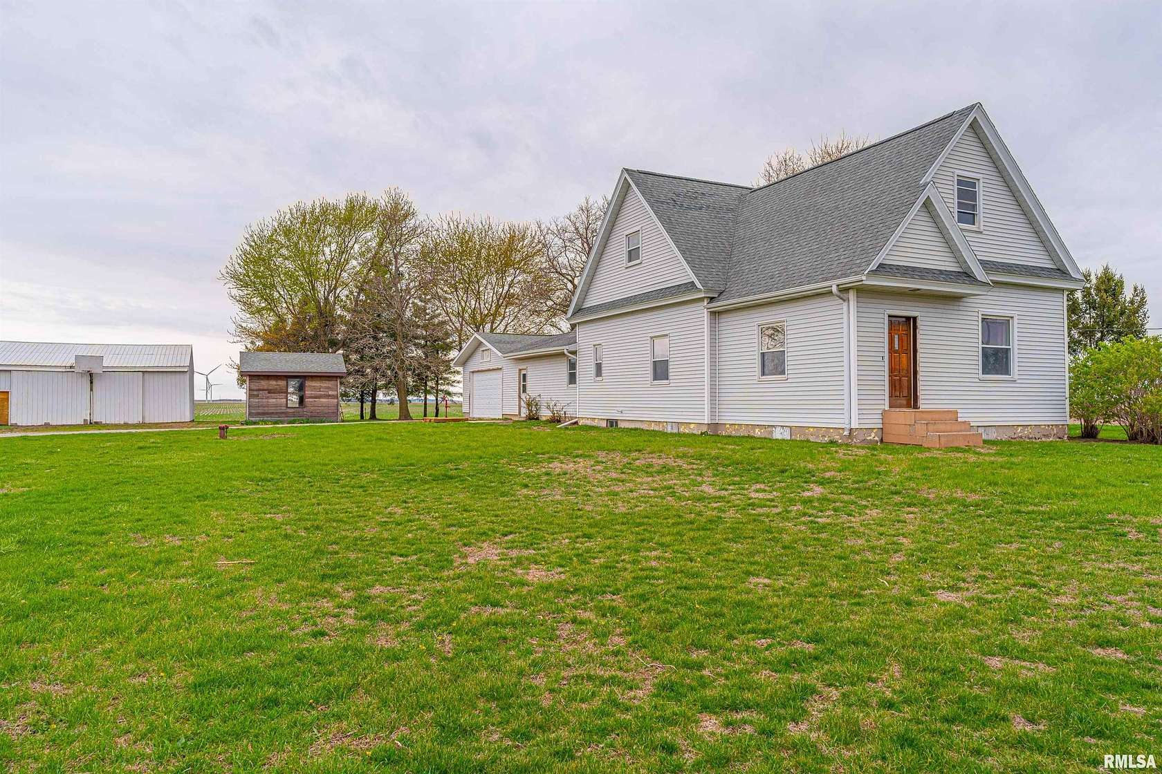 5.3 Acres of Land with Home for Sale in Mount Pulaski, Illinois