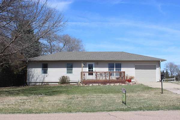 4 Acres of Land with Home for Sale in Sargent, Nebraska