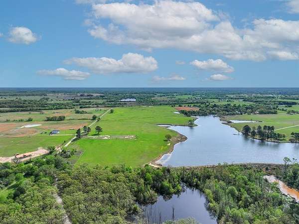 15.4 Acres of Land for Sale in Grand Saline, Texas