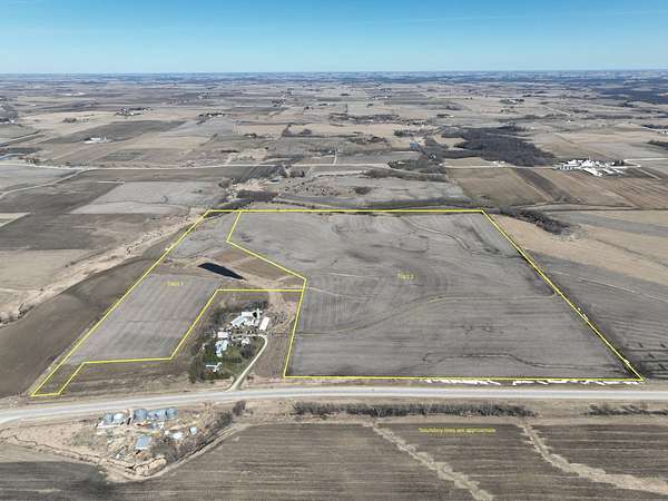 141 Acres of Land for Sale in Ridgeway, Iowa