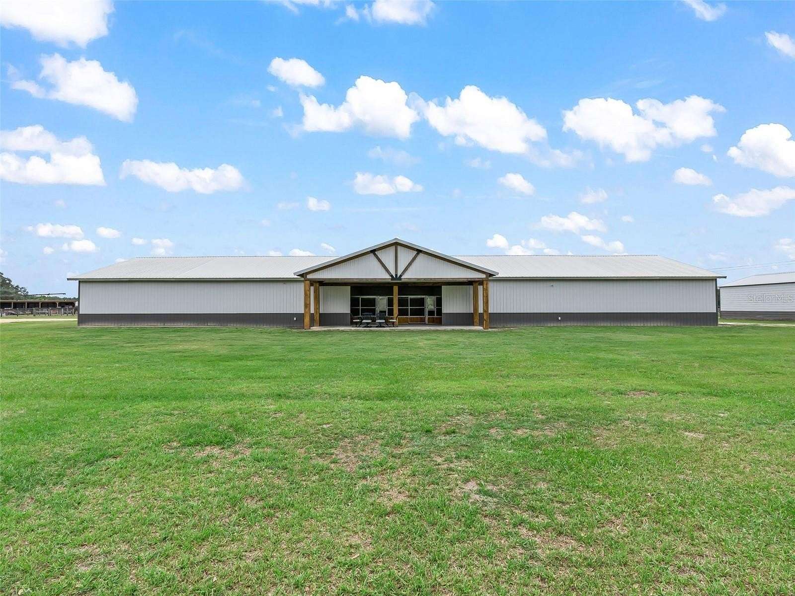 17 Acres of Land with Home for Sale in Wildwood, Florida