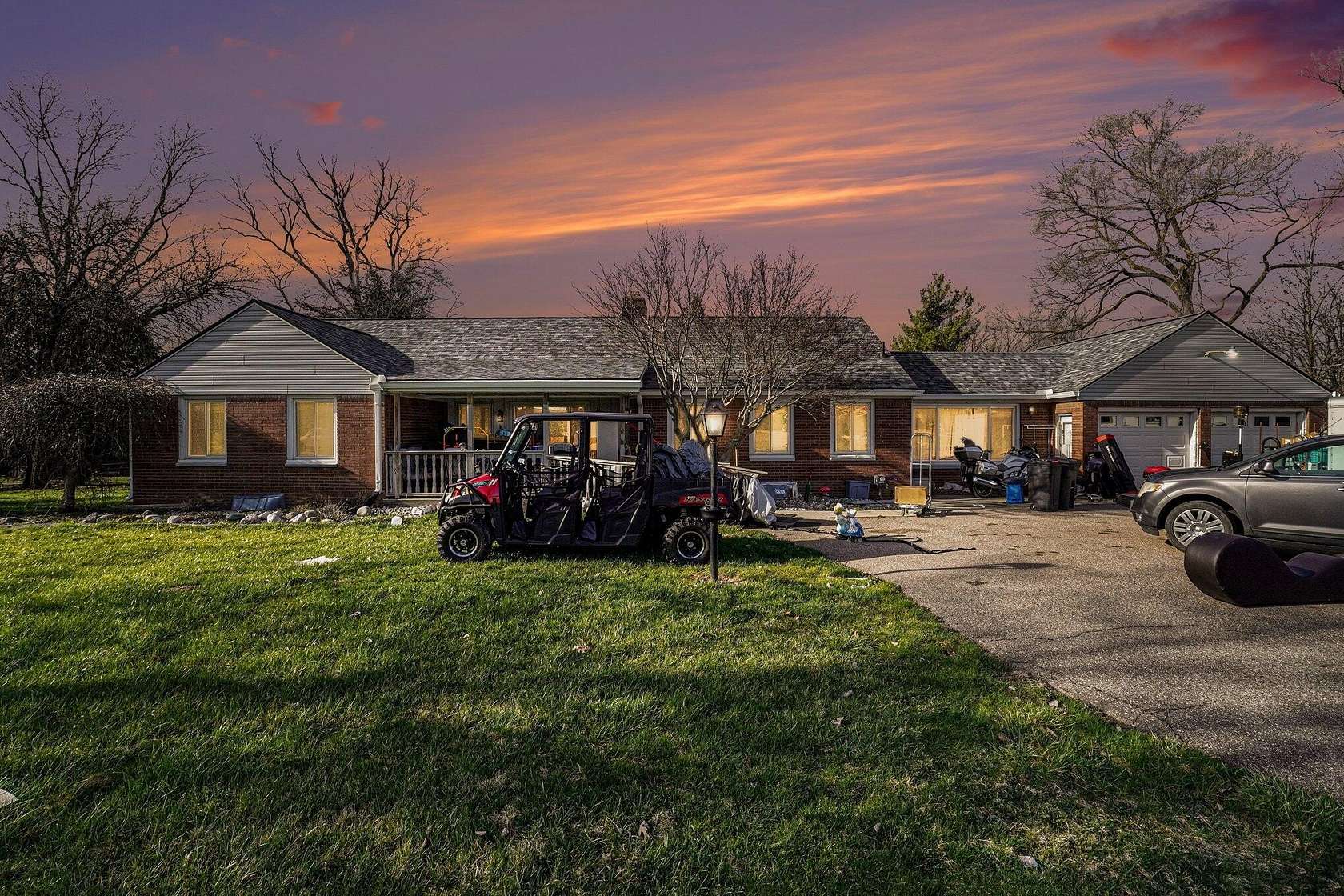 4 Acres of Improved Residential Land for Sale in Davison, Michigan