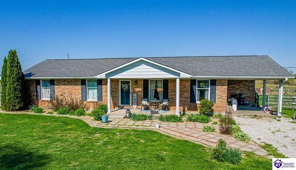 2 Acres of Land with Home for Sale in Buffalo, Kentucky