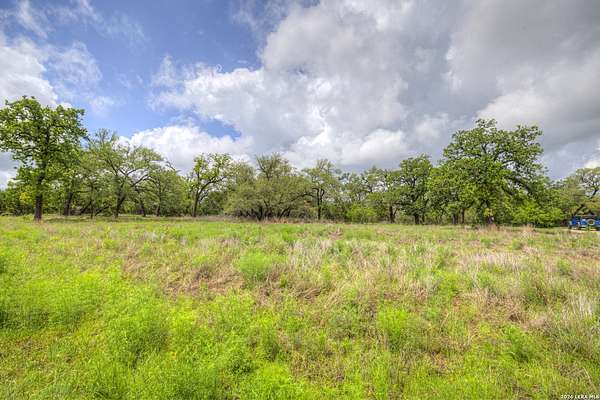 1.26 Acres of Residential Land for Sale in New Braunfels, Texas