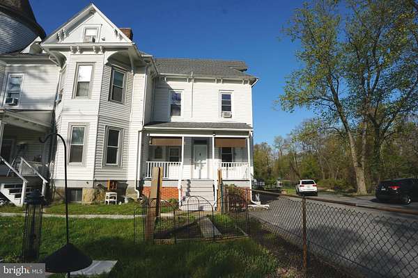 1 Acre of Land with Home for Lease in Catonsville, Maryland