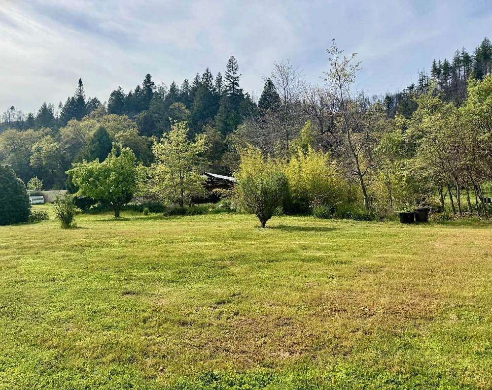 5.5 Acres of Improved Mixed-Use Land for Sale in Happy Camp, California