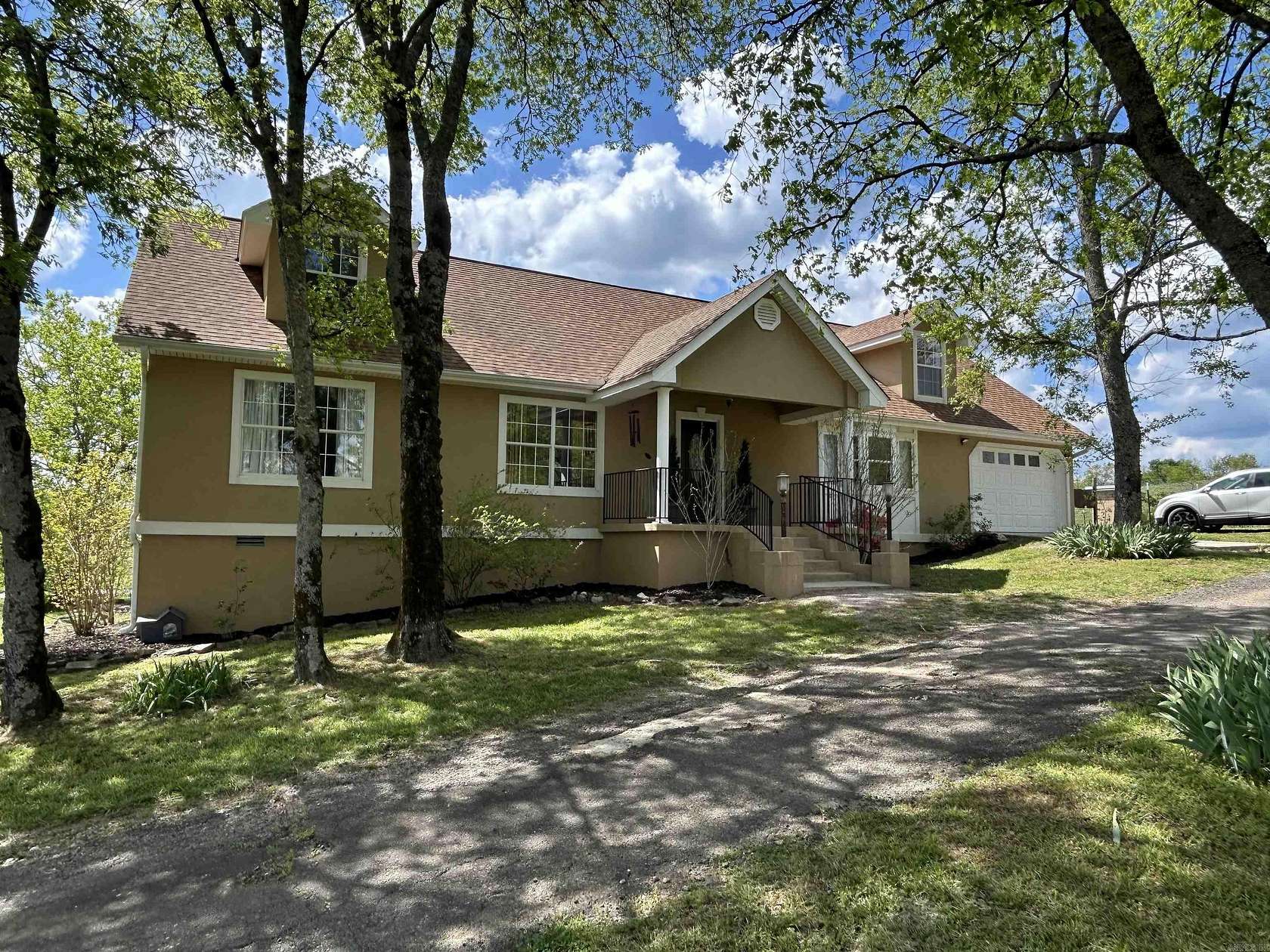 1.8 Acres of Land with Home for Sale in Bonnerdale, Arkansas