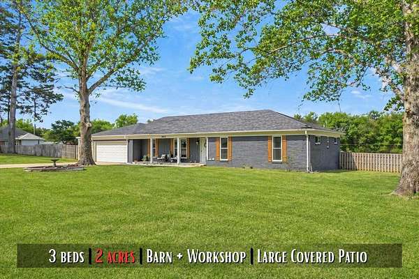 2 Acres of Land with Home for Sale in Piperton, Tennessee