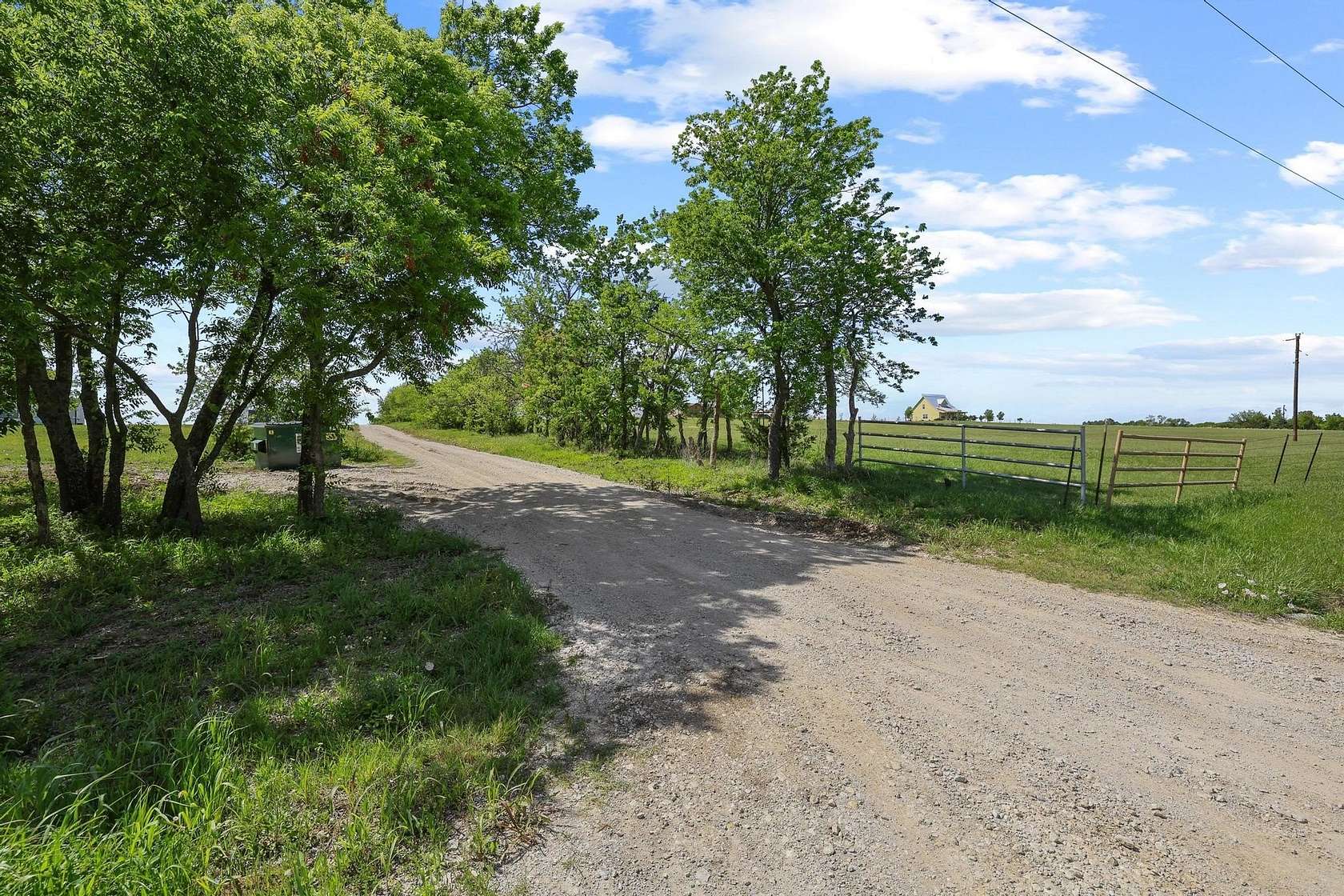 15.9 Acres of Recreational & Residential Land for Sale in Denison, Texas