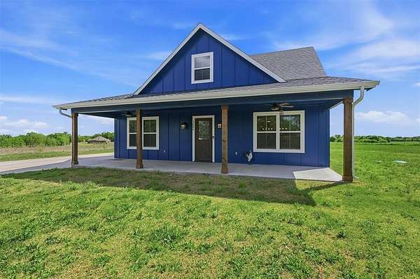 2 Acres of Land with Home for Sale in Sherman, Texas