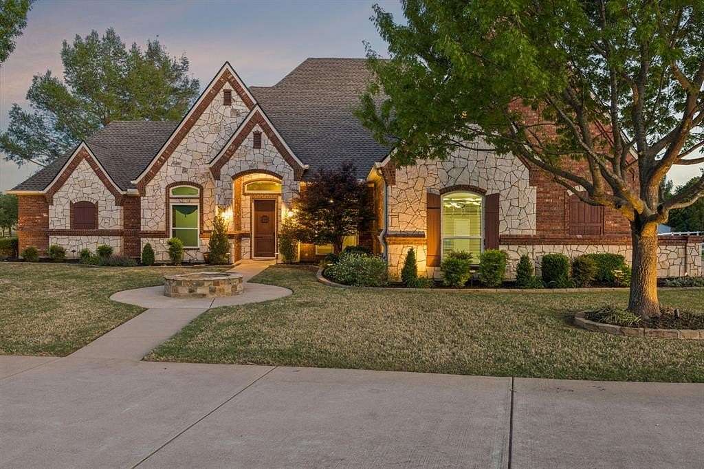 1.52 Acres of Land with Home for Sale in Burleson, Texas