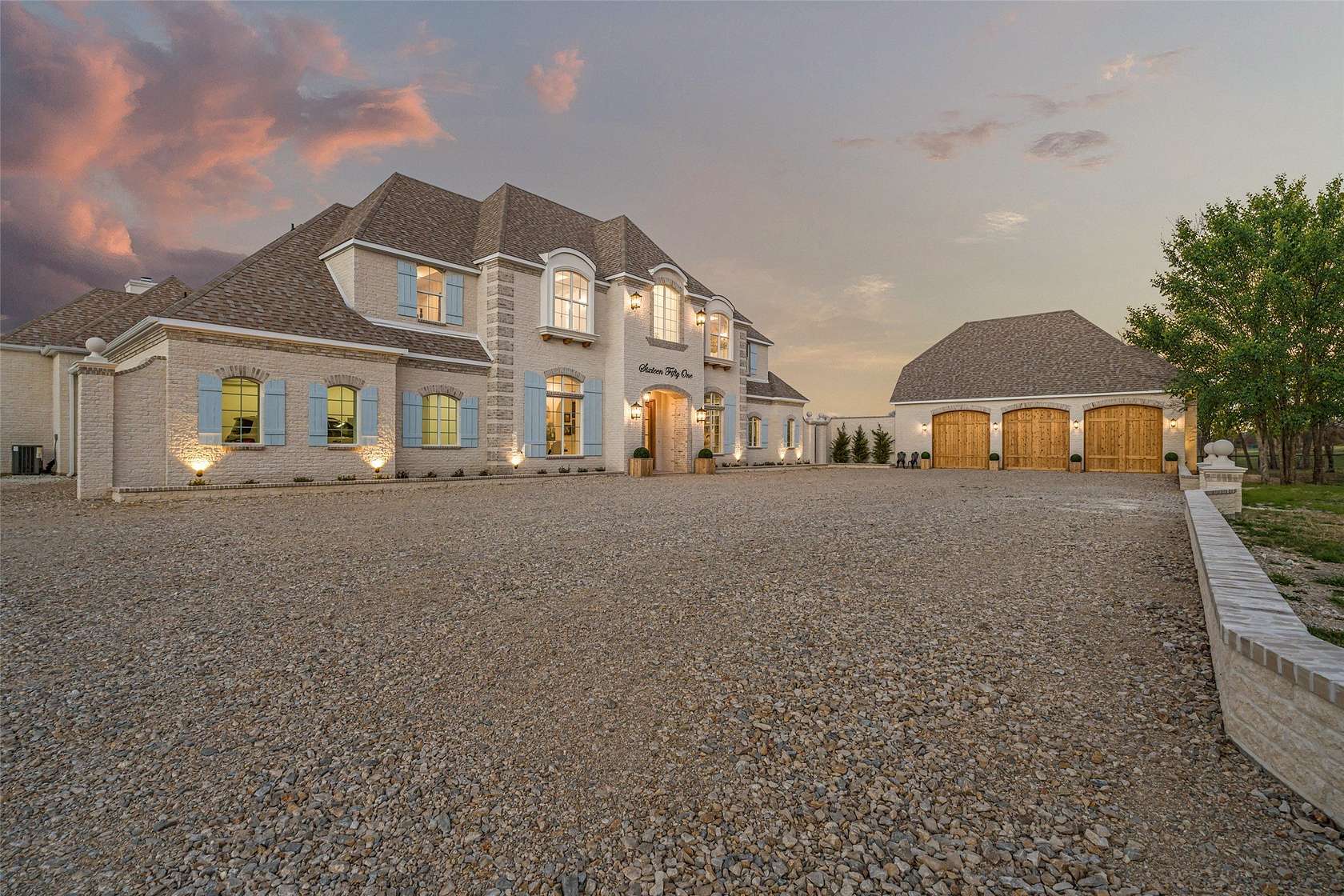 10 Acres of Land with Home for Sale in Aledo, Texas