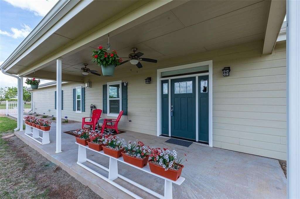 34.8 Acres of Land with Home for Sale in Abilene, Texas