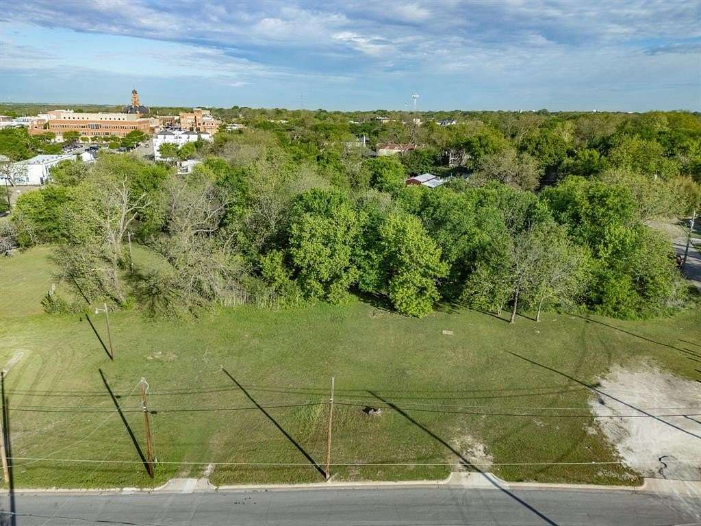 0.32 Acres of Mixed-Use Land for Sale in Waxahachie, Texas