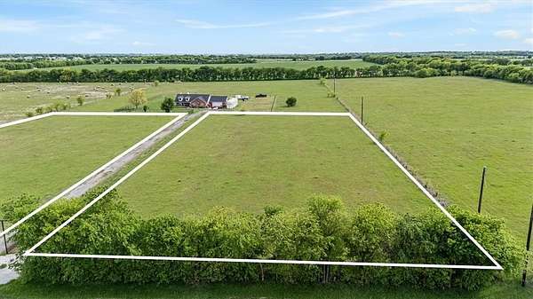 2 Acres of Land for Sale in Decatur, Texas