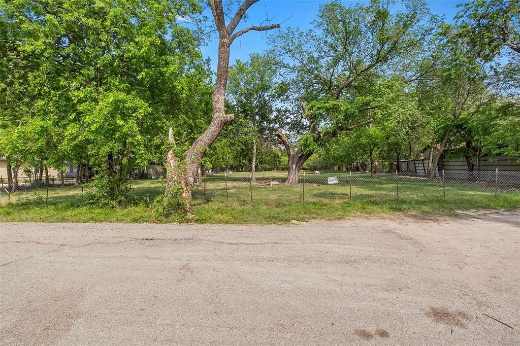1.28 Acres of Residential Land for Sale in Dallas, Texas