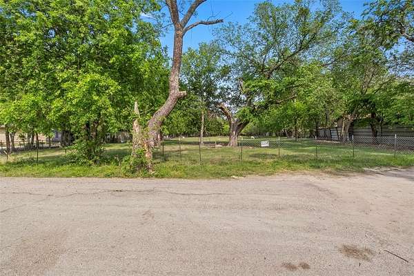 1.28 Acres of Residential Land for Sale in Dallas, Texas