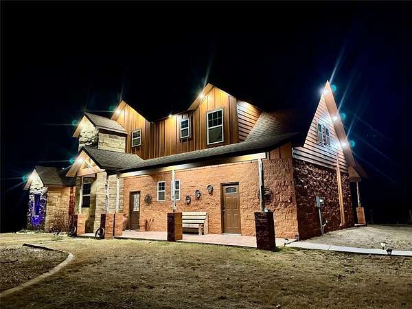 39.6 Acres of Agricultural Land with Home for Sale in Trent, Texas