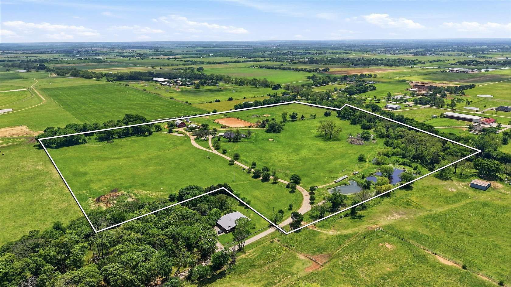 43.9 Acres of Agricultural & Residential Land for Sale in Pilot Point, Texas