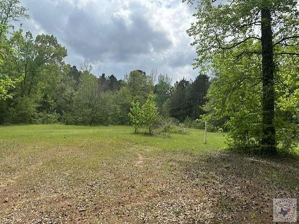 8.17 Acres of Land for Sale in Queen City, Texas