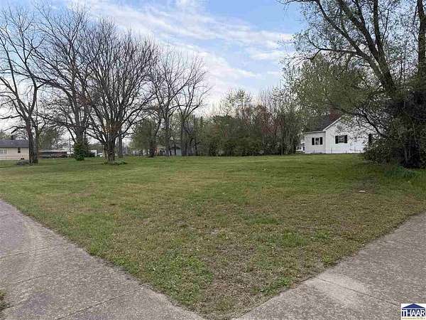0.37 Acres of Residential Land for Sale in Terre Haute, Indiana