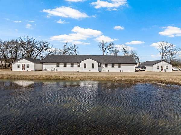 12 Acres of Land with Home for Sale in Pickton, Texas