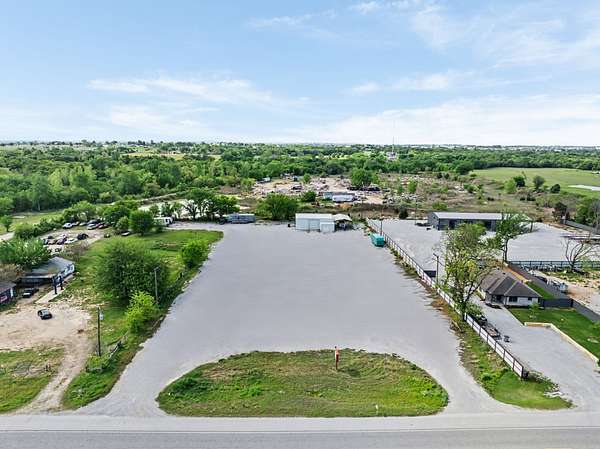 2.5 Acres of Mixed-Use Land for Sale in Boyd, Texas