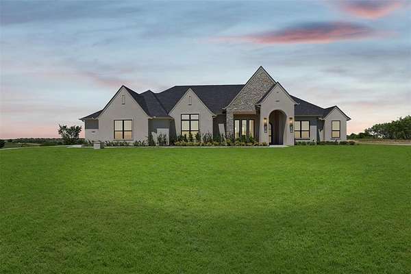2 Acres of Land with Home for Sale in Aledo, Texas
