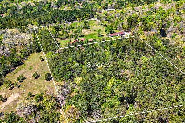 8 Acres of Residential Land for Sale in Cleveland, Tennessee