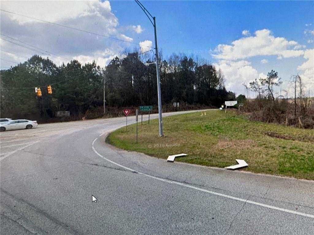 16.6 Acres of Commercial Land for Sale in Opelika, Alabama