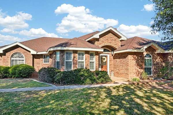 2.15 Acres of Land with Home for Sale in Midland, Texas