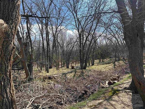 1 Acre of Commercial Land for Sale in Sioux City, Iowa