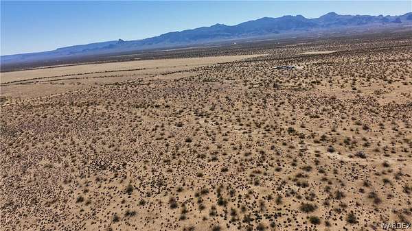 2.34 Acres of Residential Land for Sale in Golden Valley, Arizona