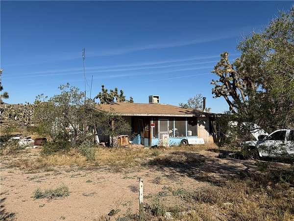 1.25 Acres of Mixed-Use Land for Sale in Meadview, Arizona