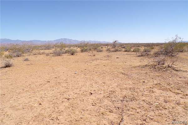 2.34 Acres of Residential Land for Sale in Golden Valley, Arizona