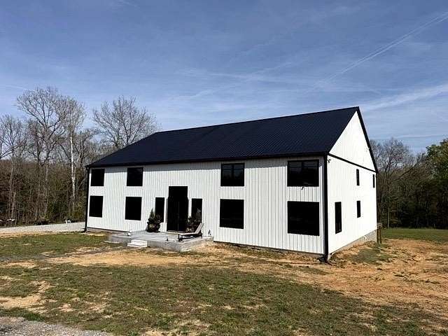 3.16 Acres of Land with Home for Sale in Russellville, Kentucky