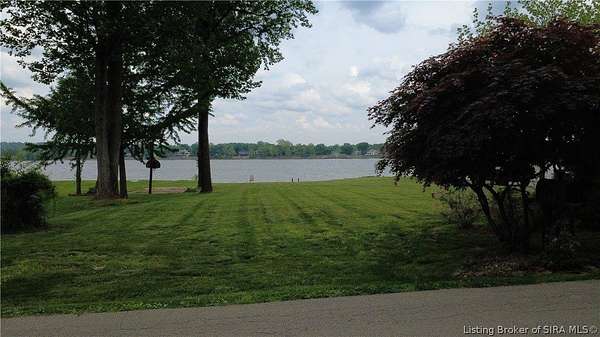 0.62 Acres of Residential Land for Sale in Jeffersonville, Indiana