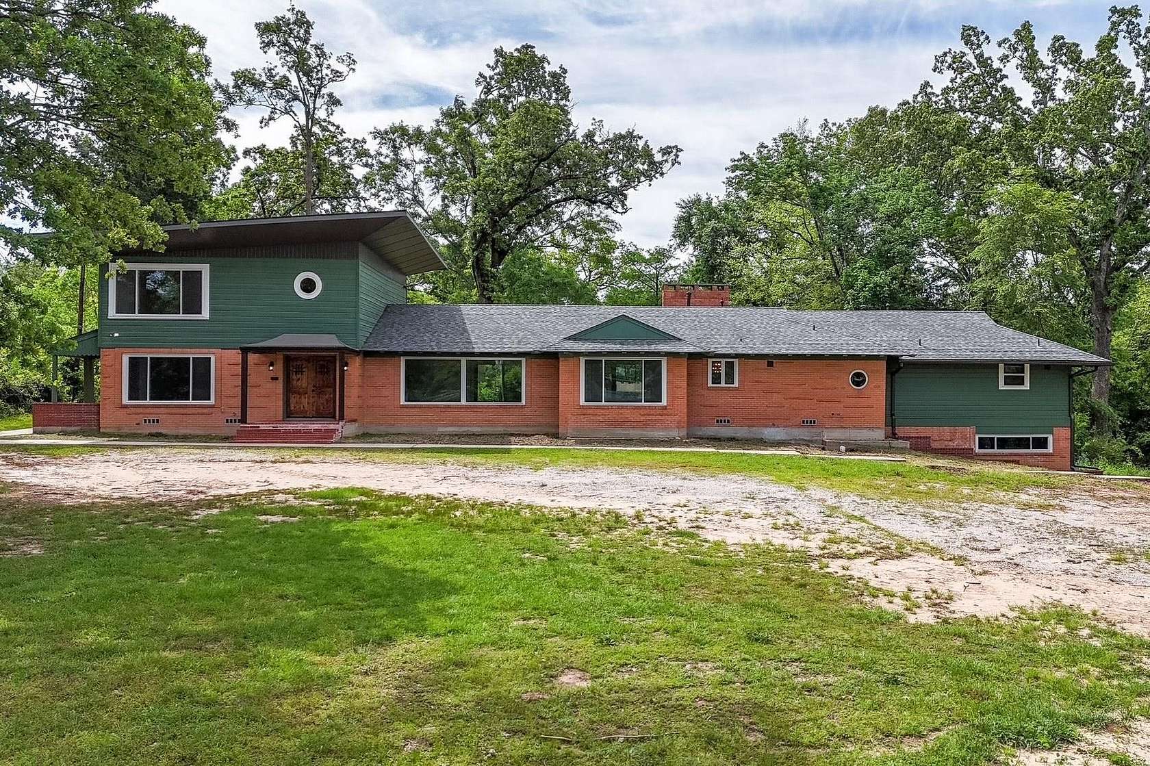 1.71 Acres of Land with Home for Sale in Longview, Texas