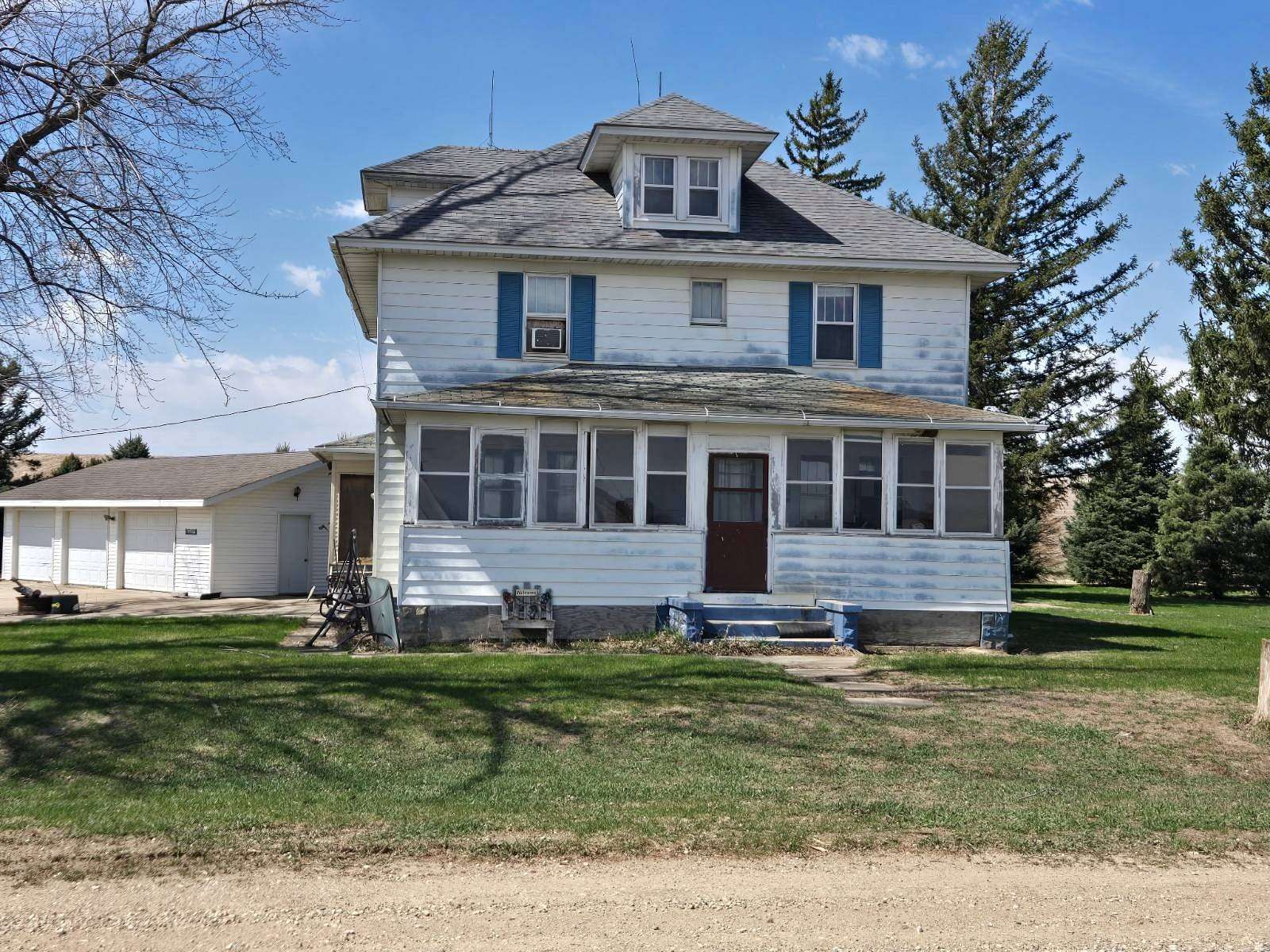 2.77 Acres of Land with Home for Sale in Battle Creek, Iowa