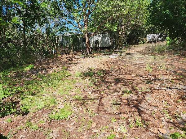 5.55 Acres of Land with Home for Sale in Hawthorne, Florida