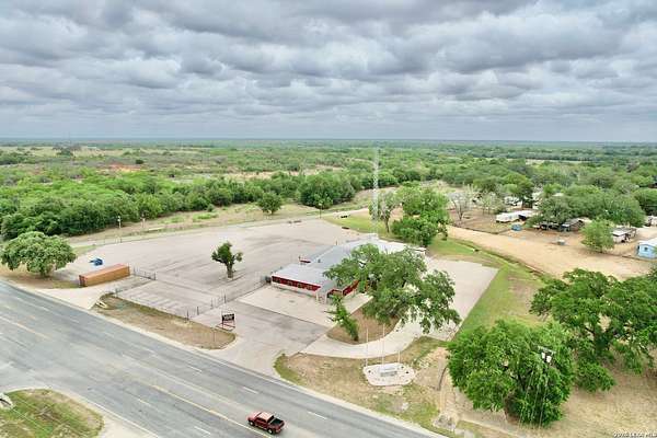 4.57 Acres of Improved Commercial Land for Lease in Pleasanton, Texas