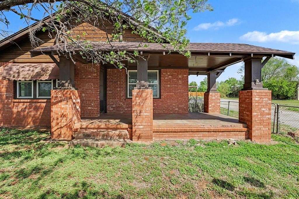 2.46 Acres of Land with Home for Sale in Guthrie, Oklahoma