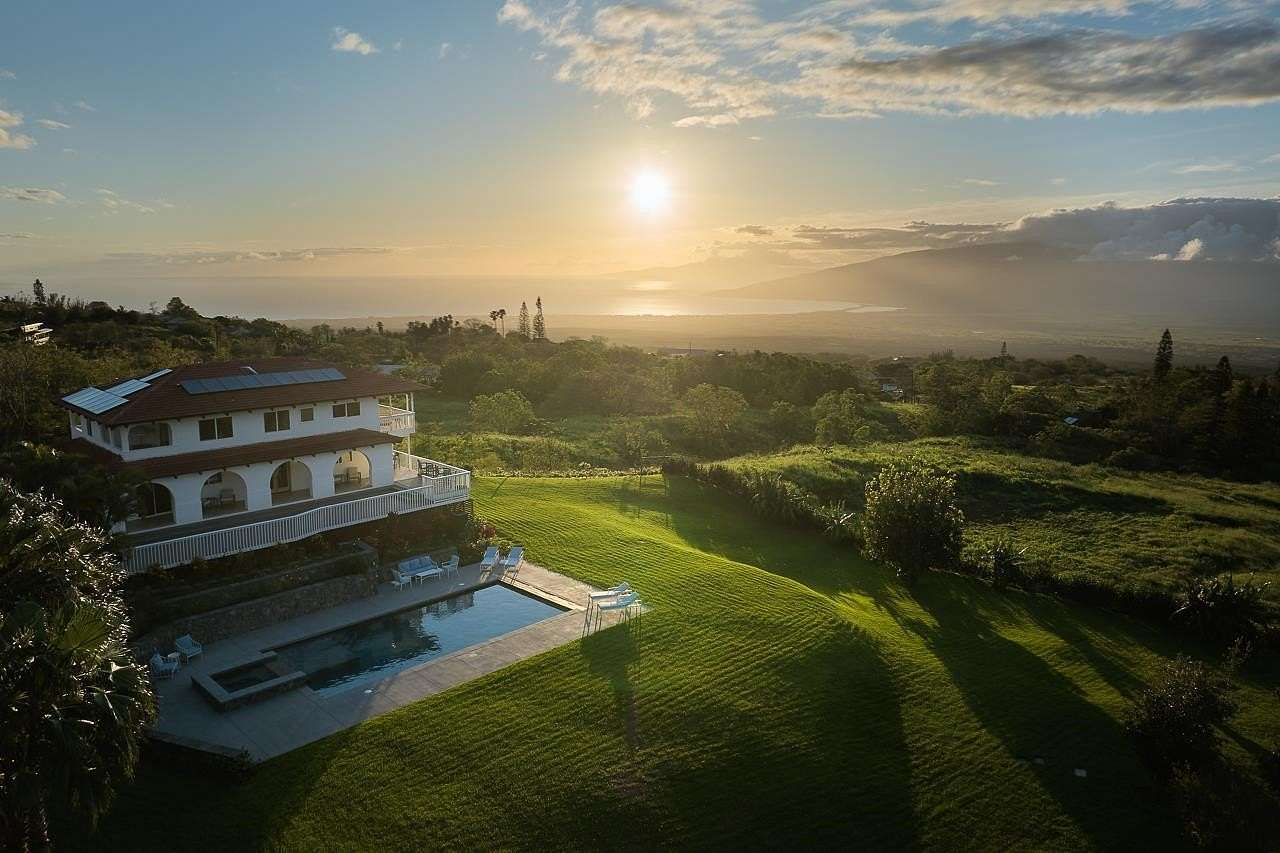 2.38 Acres of Land with Home for Sale in Kula, Hawaii