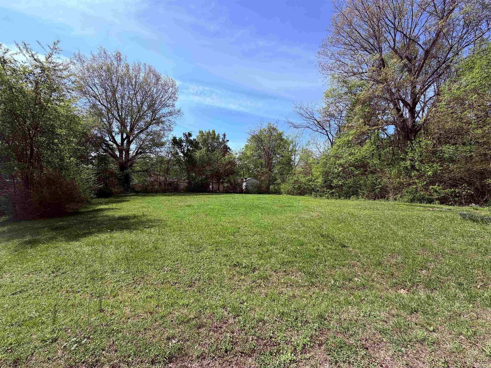 0.35 Acres of Residential Land for Sale in Piggott, Arkansas