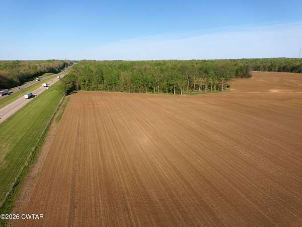 100 Acres of Land for Sale in Jackson, Tennessee
