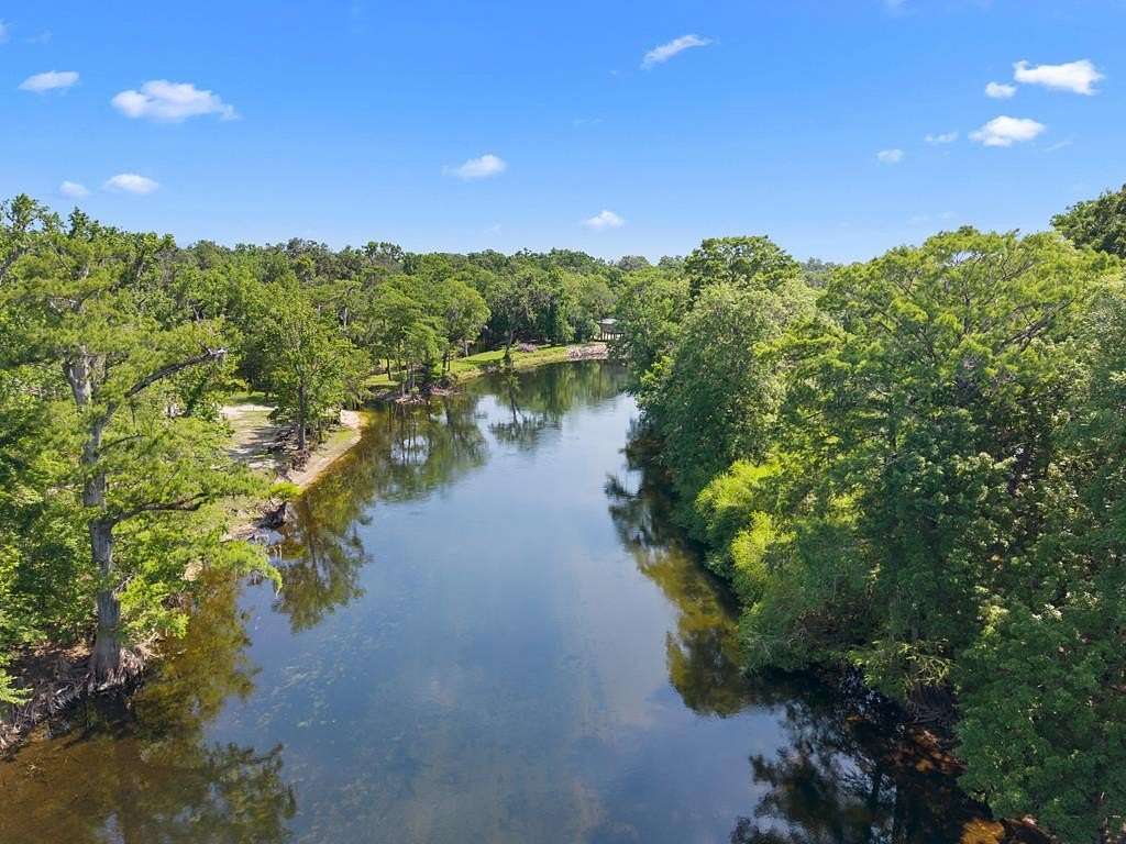 10.6 Acres of Recreational & Residential Land for Sale in Branford, Florida