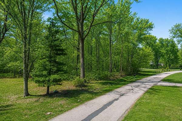 3 Acres of Residential Land for Sale in Baltimore, Ohio