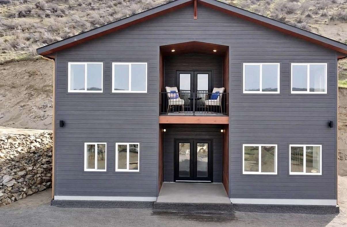 2 Acres of Land with Home for Sale in Deer Meadows, Washington